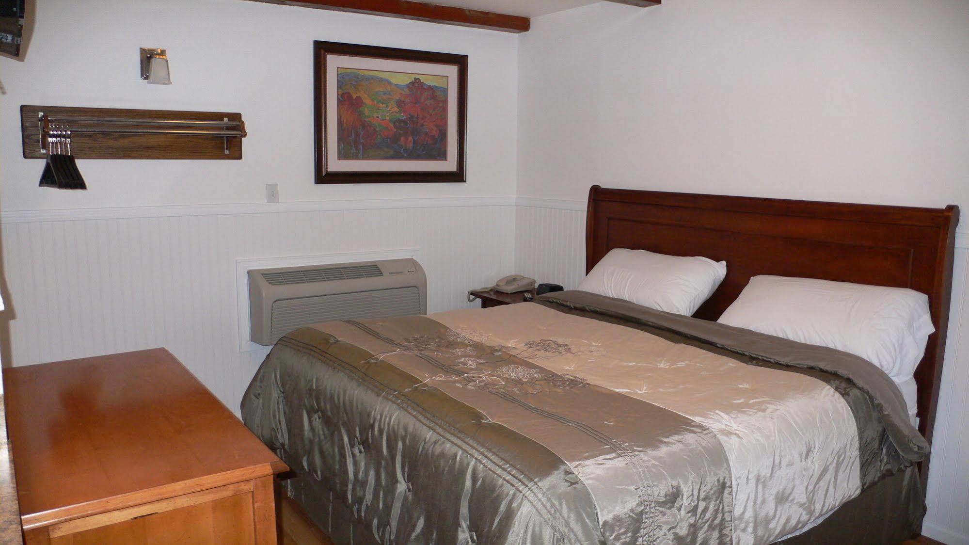 Western Star Inn Rifle Esterno foto