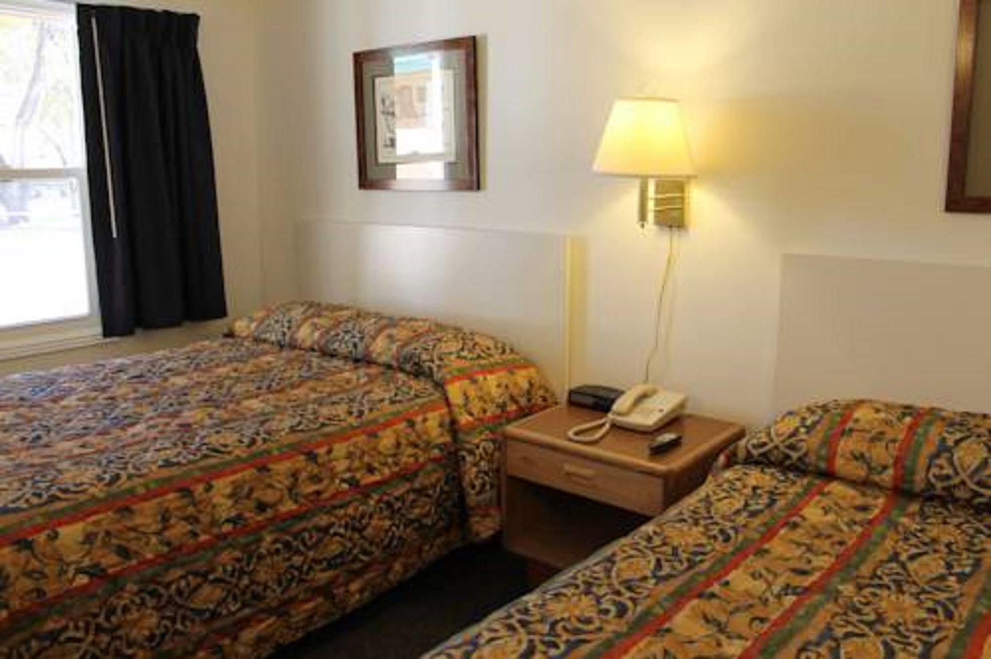 Western Star Inn Rifle Esterno foto